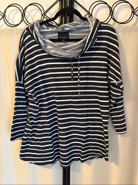 Cynthia Rowley Black, gray and White Striped Knit Top